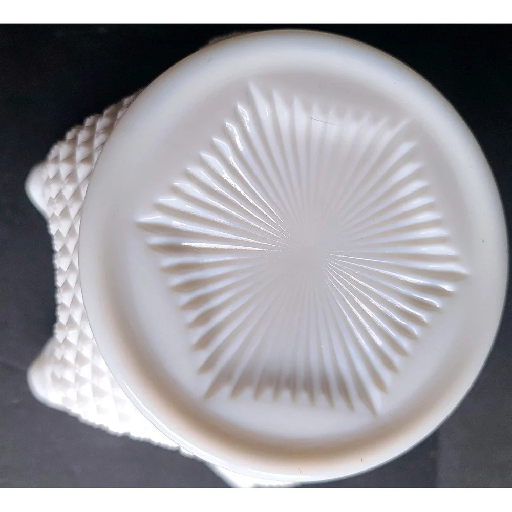 Westmoreland‎ White Milk Glass Diamond Point Ruffled Vase Vintage Starburst Base